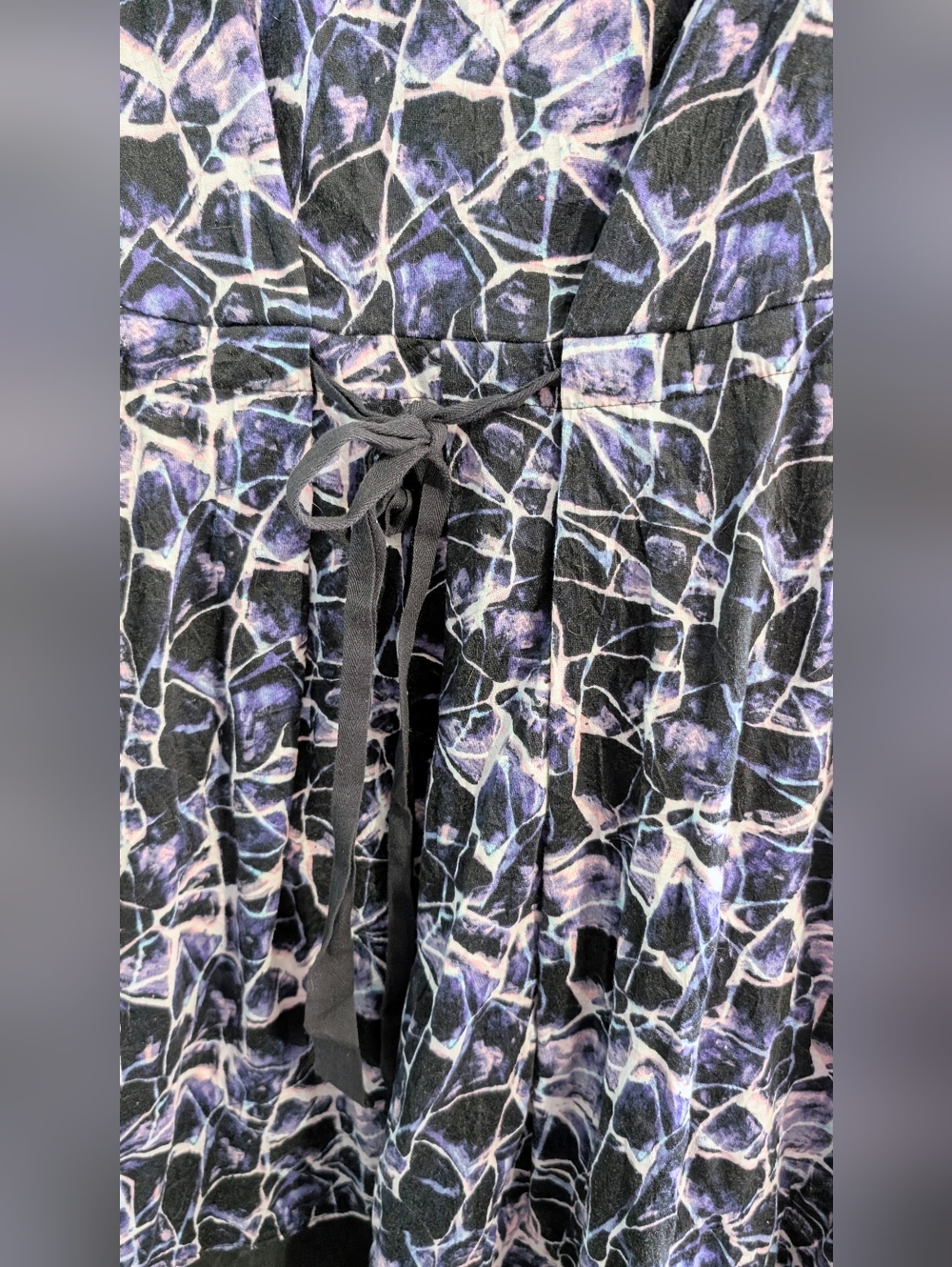 Vintage Vera Wang Black & Lavender Patterned V-Neck Midi Dress π Size Large - Picture 3 of 9